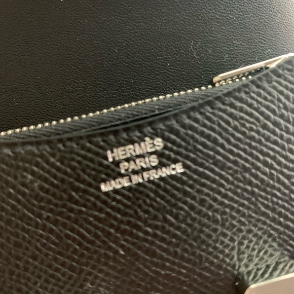 LAST CHANCE BEFORE GOING TO FASHIONPHILE- Hermès Constance Slim Wallet - Picture 5 of 10